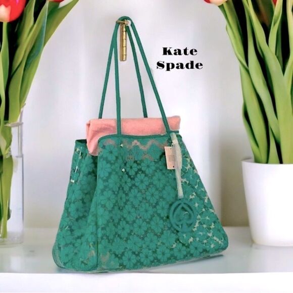 KATE SPADE NWT EXTRA LARGE FIGI GREEN EVERYTHING SEE THROUGH VINYL TOTE HANDBAG - Picture 6 of 10